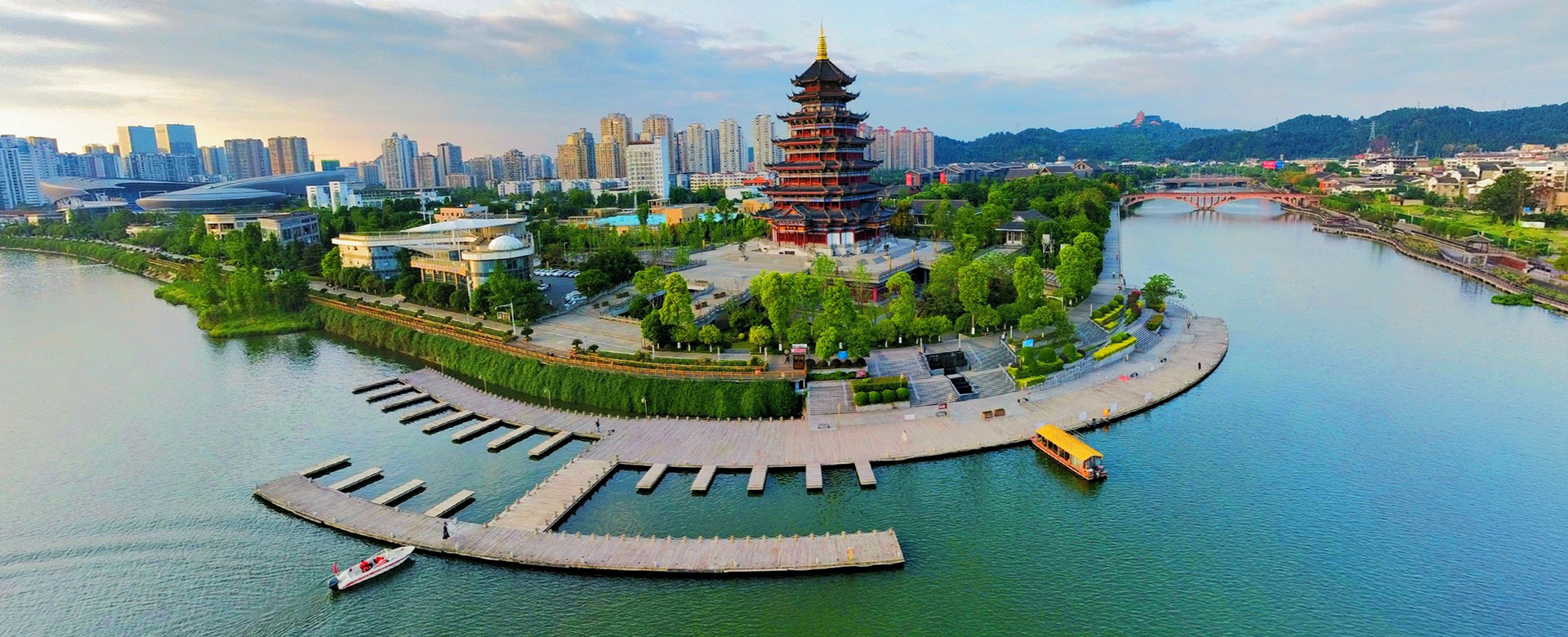 興企愛(ài)崗、志美行厲、建功立業(yè)